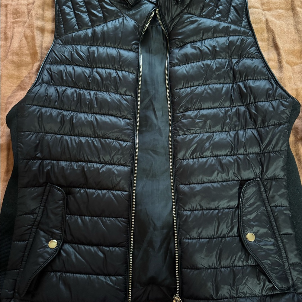 Love Tree Black Quilted Puffer Vest